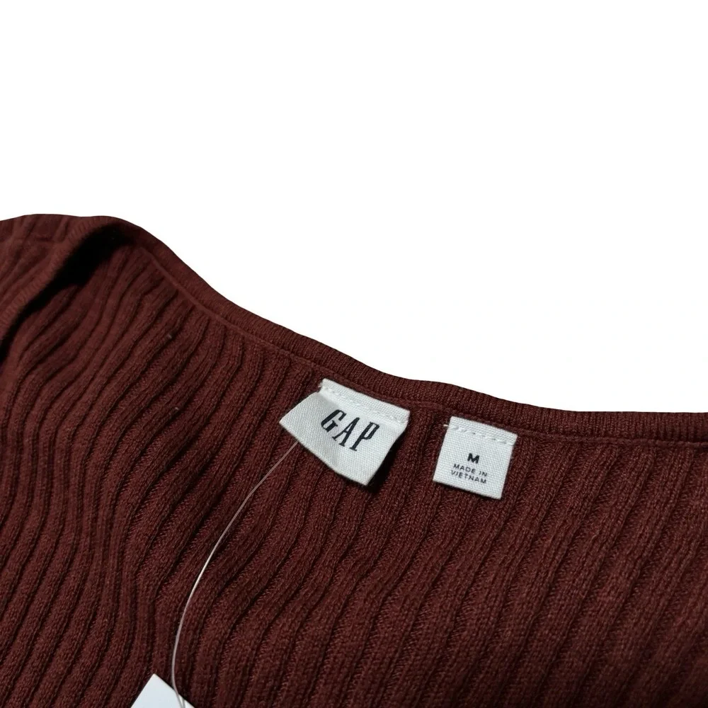 NWT GAP Women's Ribbed Sweetheart Sweater‎ Red Burgundy Long Sleeve Sz M 12x23.5